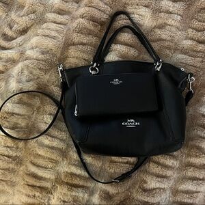Coach Black Leather Shoulder Bag with Pocketbook